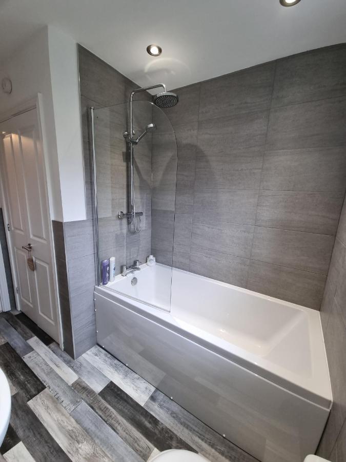 Sea Esta At The Bay, Sleeps 4-5, And 2 Dogs For Free Too Holiday home Filey