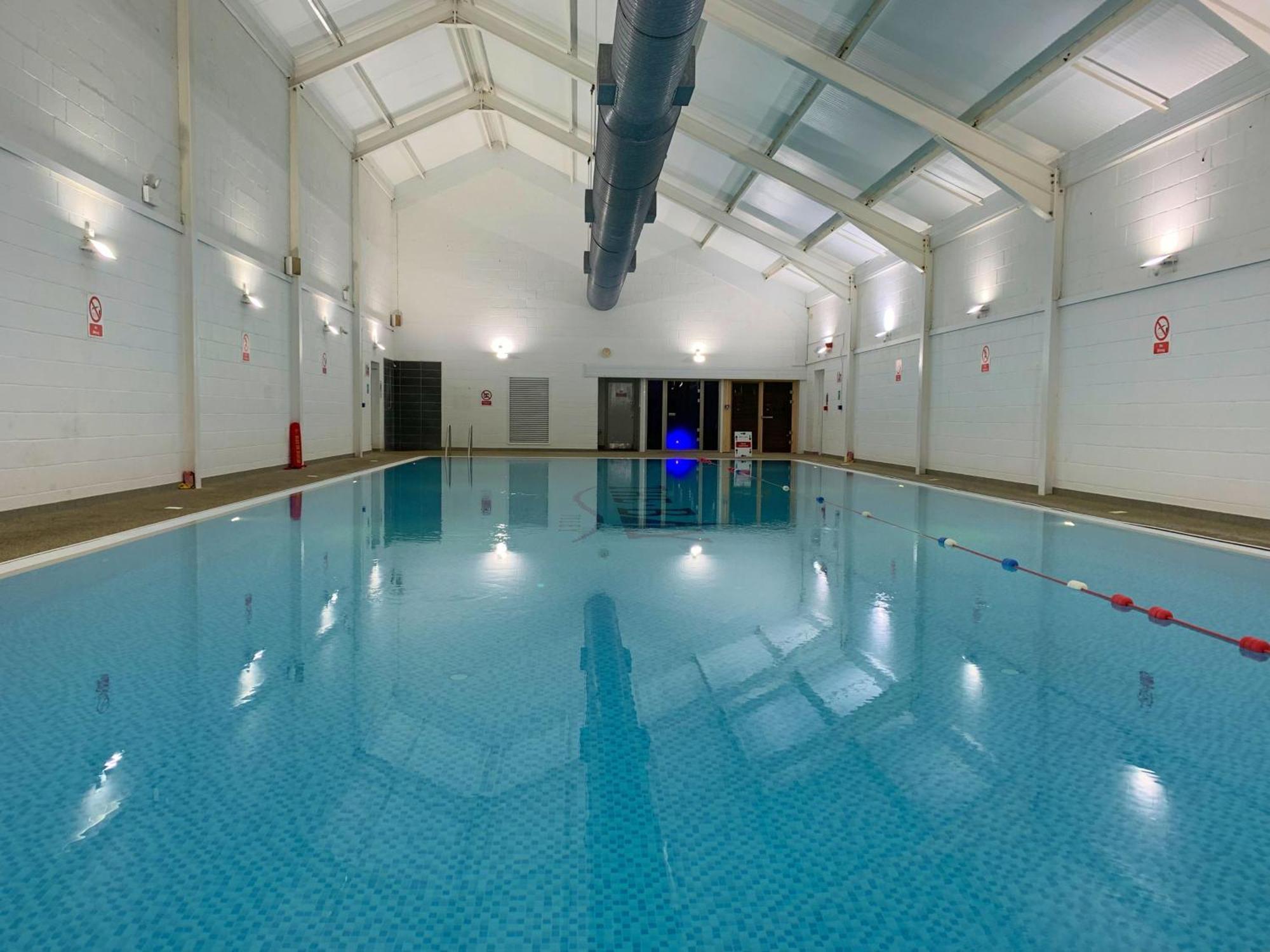 Sea Esta At The Bay, Sleeps 4-5, And 2 Dogs For Free Too Holiday home